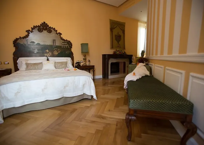Royal Trinita Dei Monti 4*