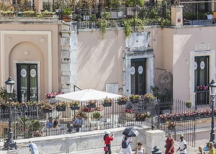 Royal Trinita Dei Monti Roma