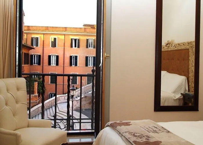 Royal Trinita Dei Monti Otel 4*
